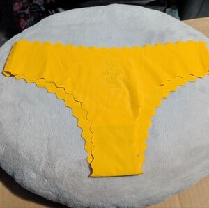 Pick 5 For $20 - Unknown Brand Cheeky - S